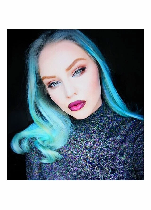 Amplified Manic Panic Semi Permanent Hair Colour EU Formula - Atomic Turquoise | Vegan & Cruelty-Free | Long-Lasting Vibrant Hair Dye 5 Amplified Manic Panic Semi Permanent Hair Colour EU Formula - Atomic Turquoise