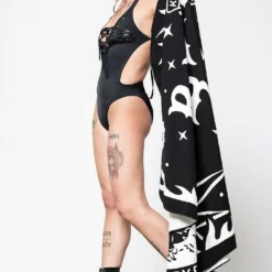 Killstar Beach Goth Heart Towel