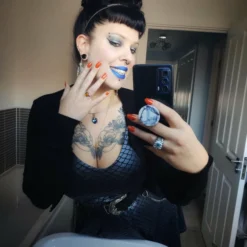 Radioactive Unicorn Hallow-Queen Nail Polish - Long-Lasting, Vibrant Colors 11 Radioactive Unicorn Hallow-Queen Nail Polish